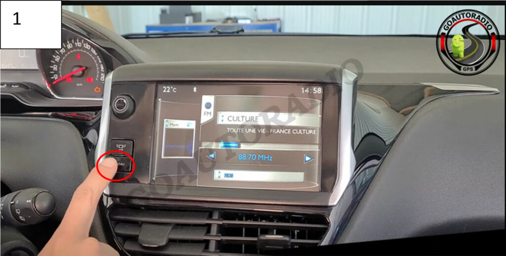 vérifiez que vous disposez du système SMEG/SMEG + installé d’origine dans votre Peugeot 208