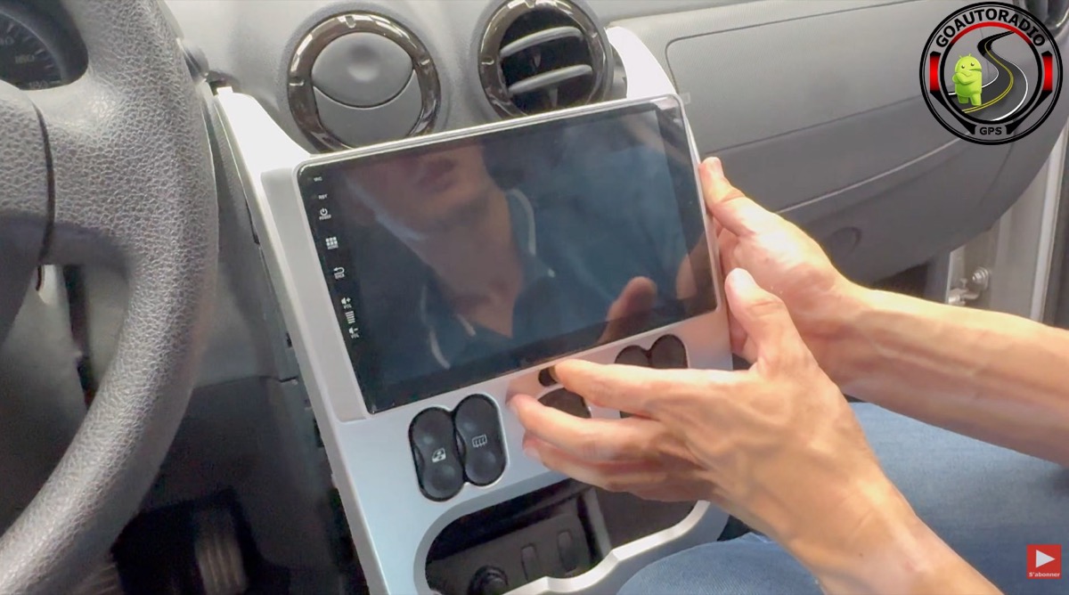 Autoradio Android Dacia Duster 1 - Installation de l’écran Android dans le tableau de bord Dacia Duster 1