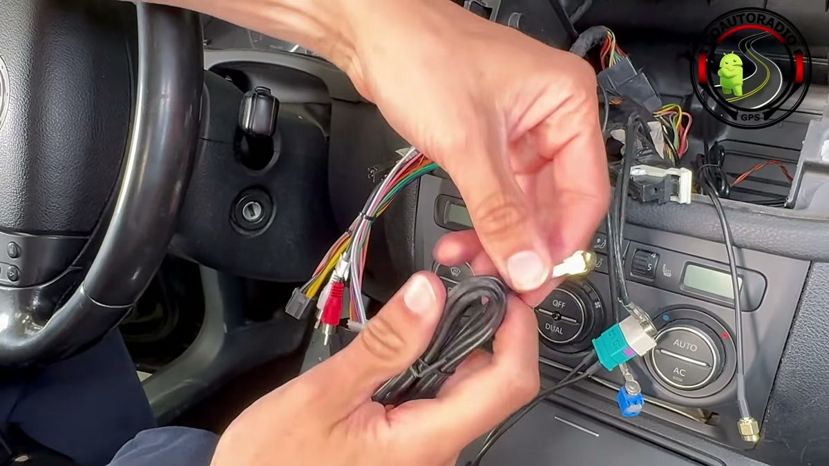 Antenne GPS pour autoradio Android Volkswagen Tiguan Golf Plus