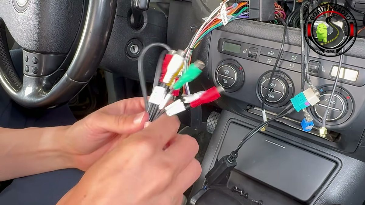 Connectiques RCA USB caméra pour autoradio Android Volkswagen Tiguan Golf Plus