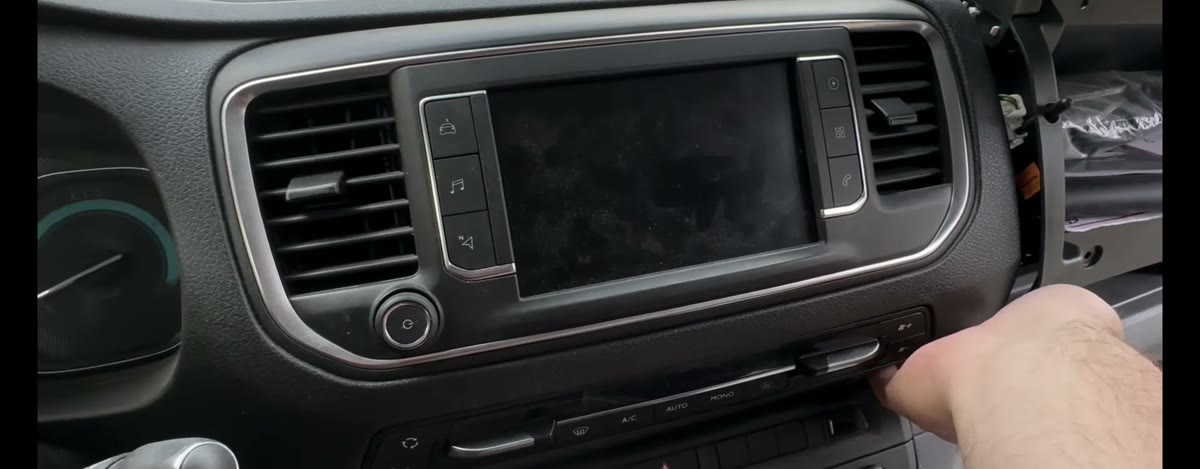 Levier façade centrale démontage autoradio Android Peugeot Expert Citroën Jumpy